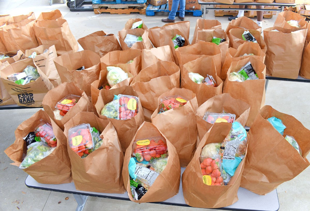 011921-smt-news-ahc-food-distribution-005